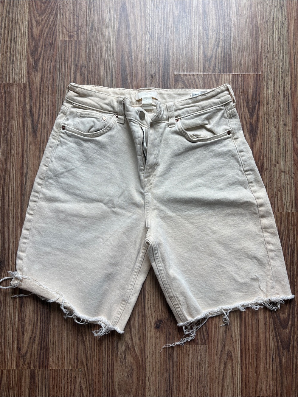 H&M Women's Cream Denim Shorts
